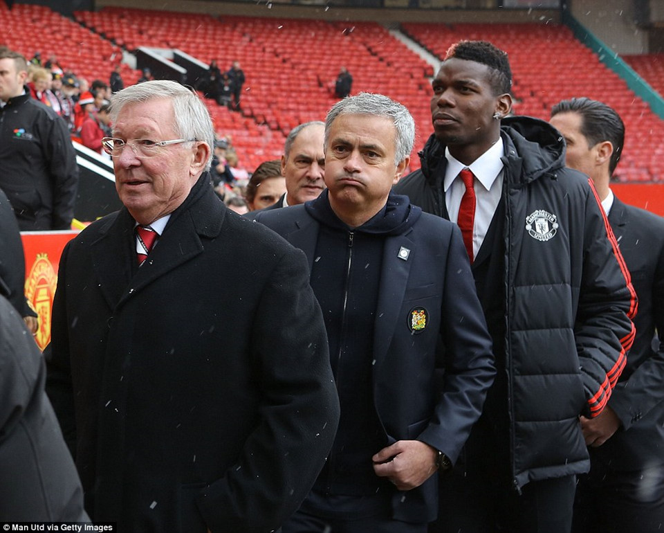 Mourinho, Pogba theo chân Sir Alex dự lễ tưởng niệm thảm họa Munich